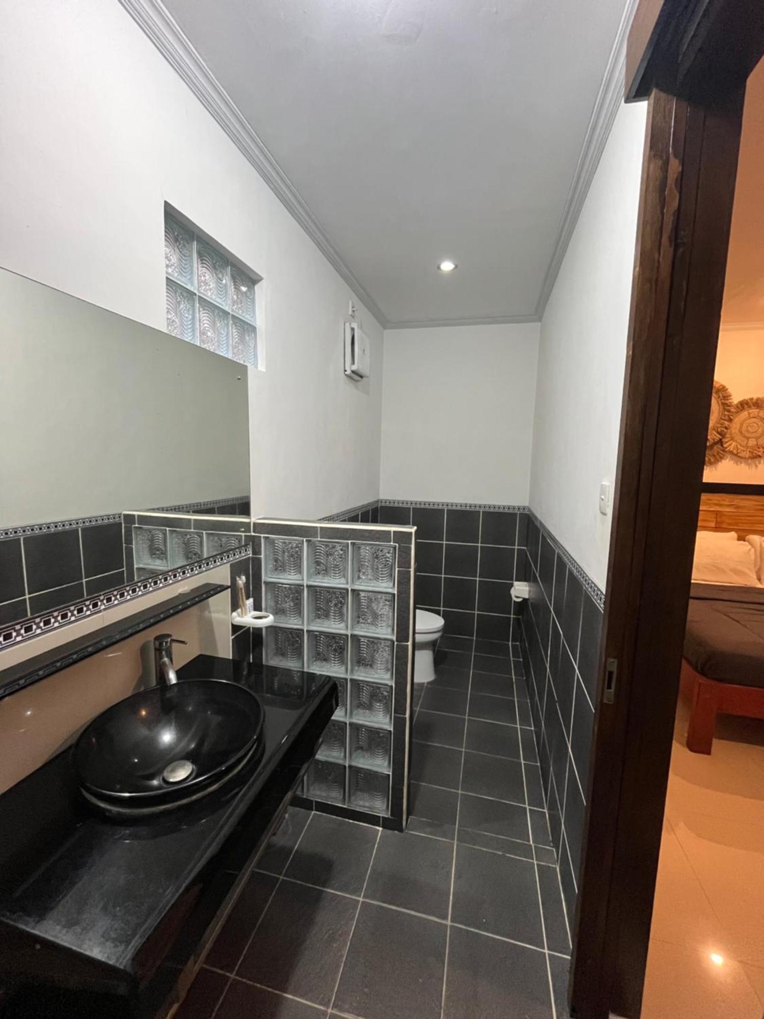 Oda Guest House Ubud Buitenkant foto